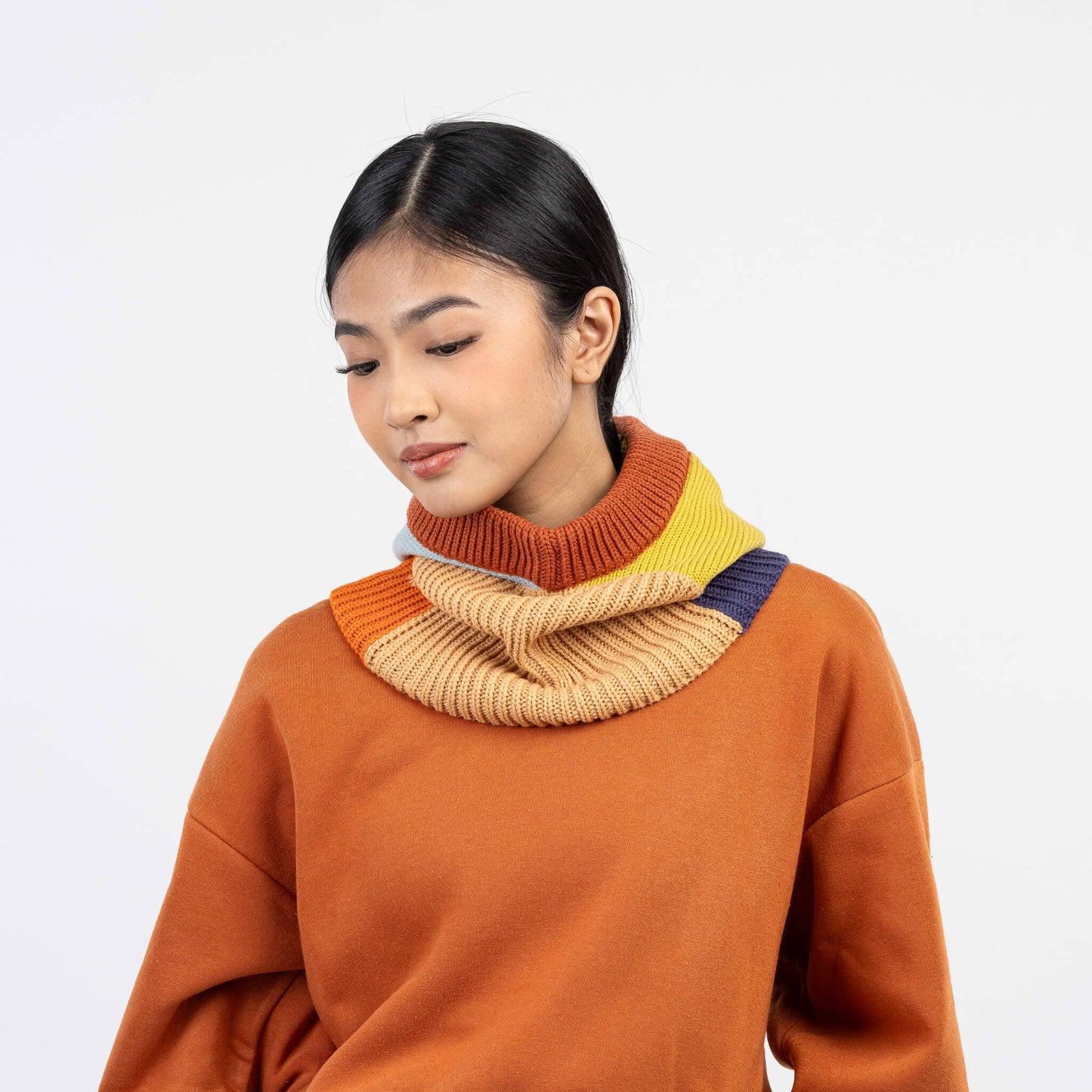 VERLOOP Mismatch Knit Hood: Golden Olive Stone Blue