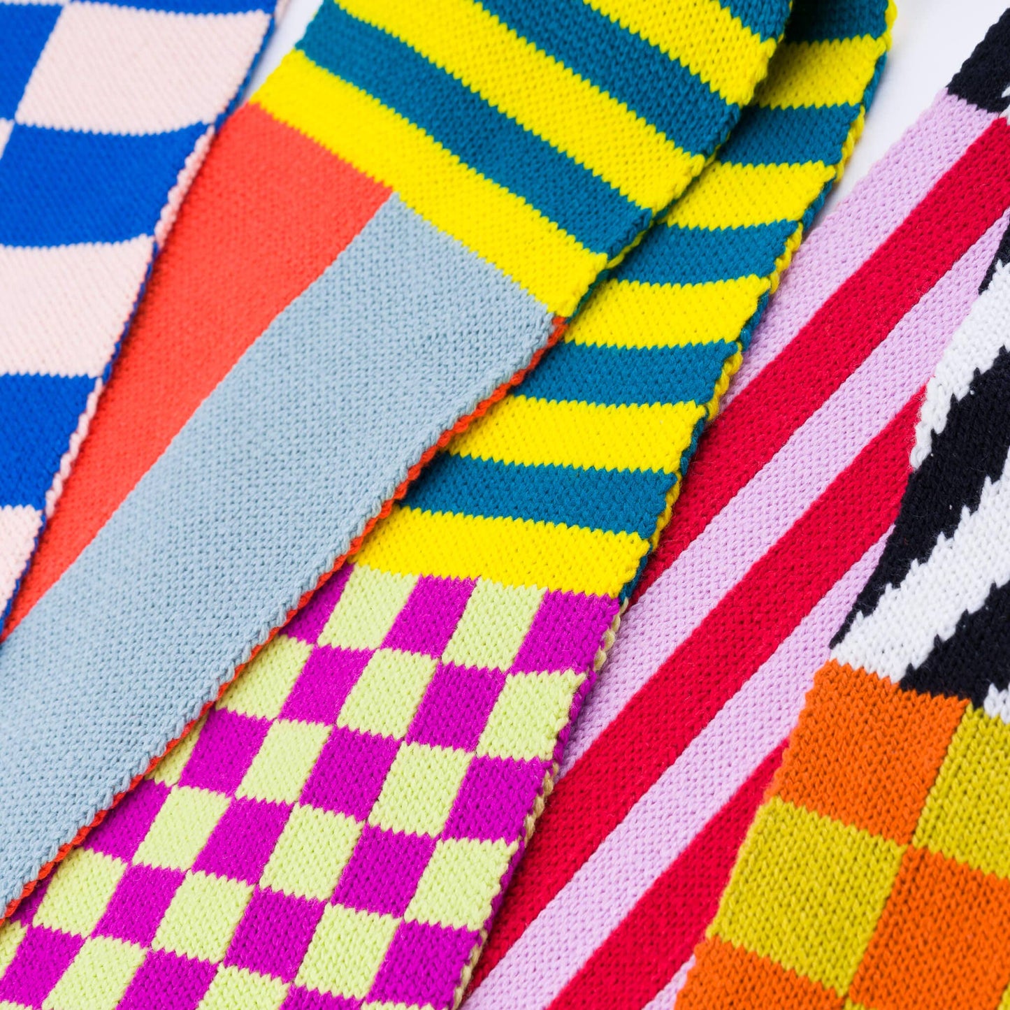 VERLOOP Pattern Patch Skinny Knit Scarf: Rainbow