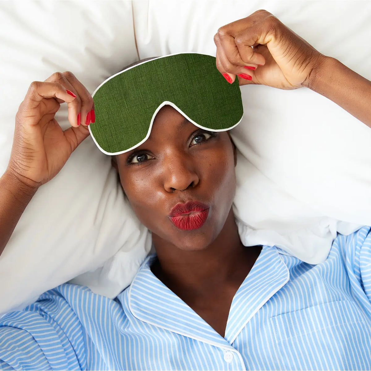 Catherine Colebrook Linen Eye Mask with lavender - Green