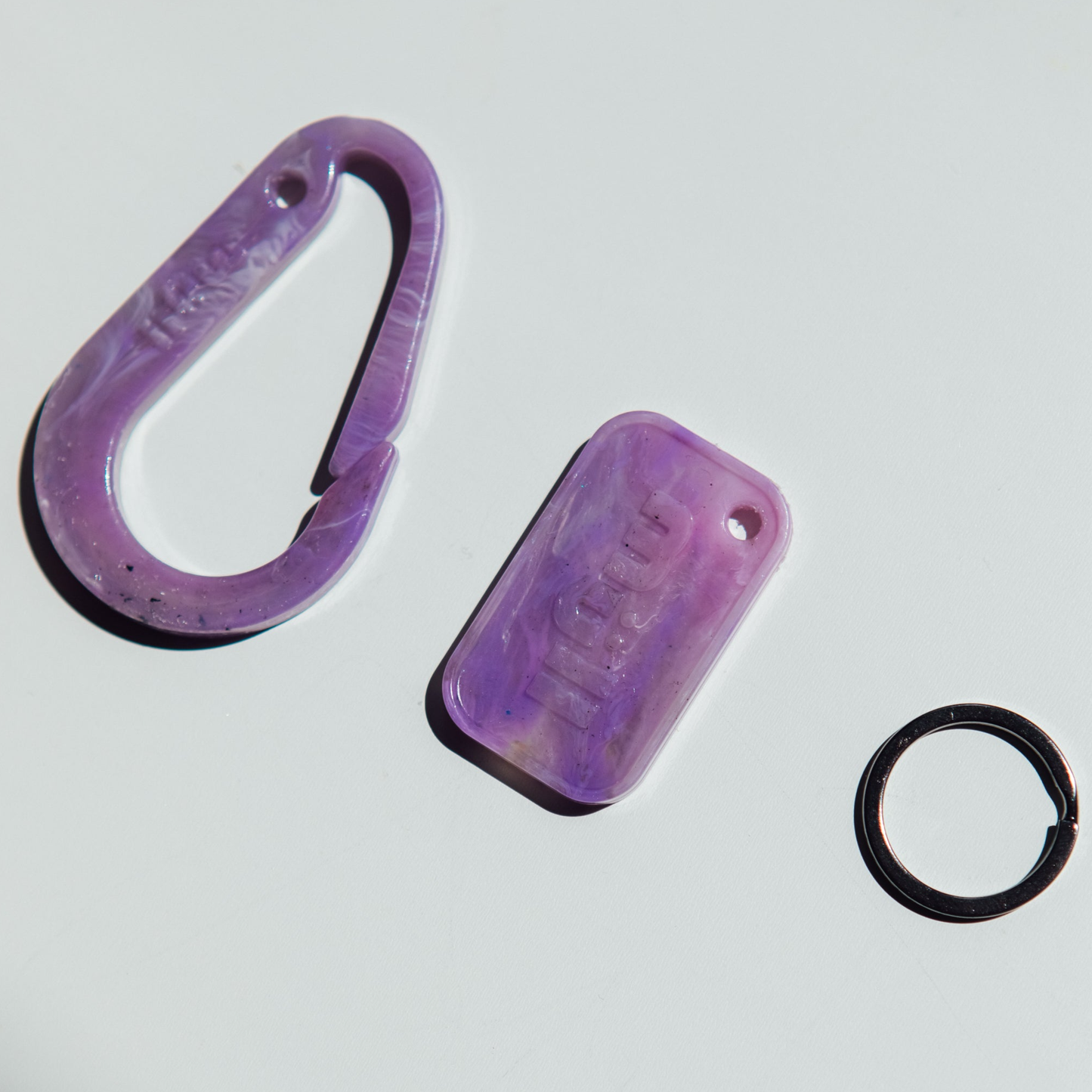 Müll Club - Calpol Carabiner