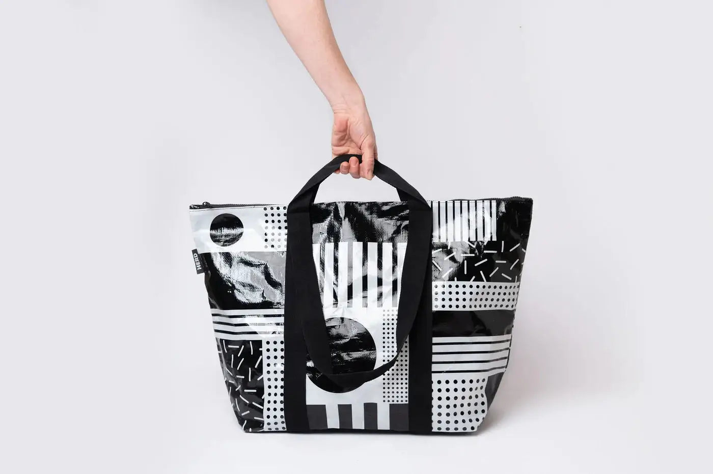 HERD - The Mono 100 Medium Zip Tote