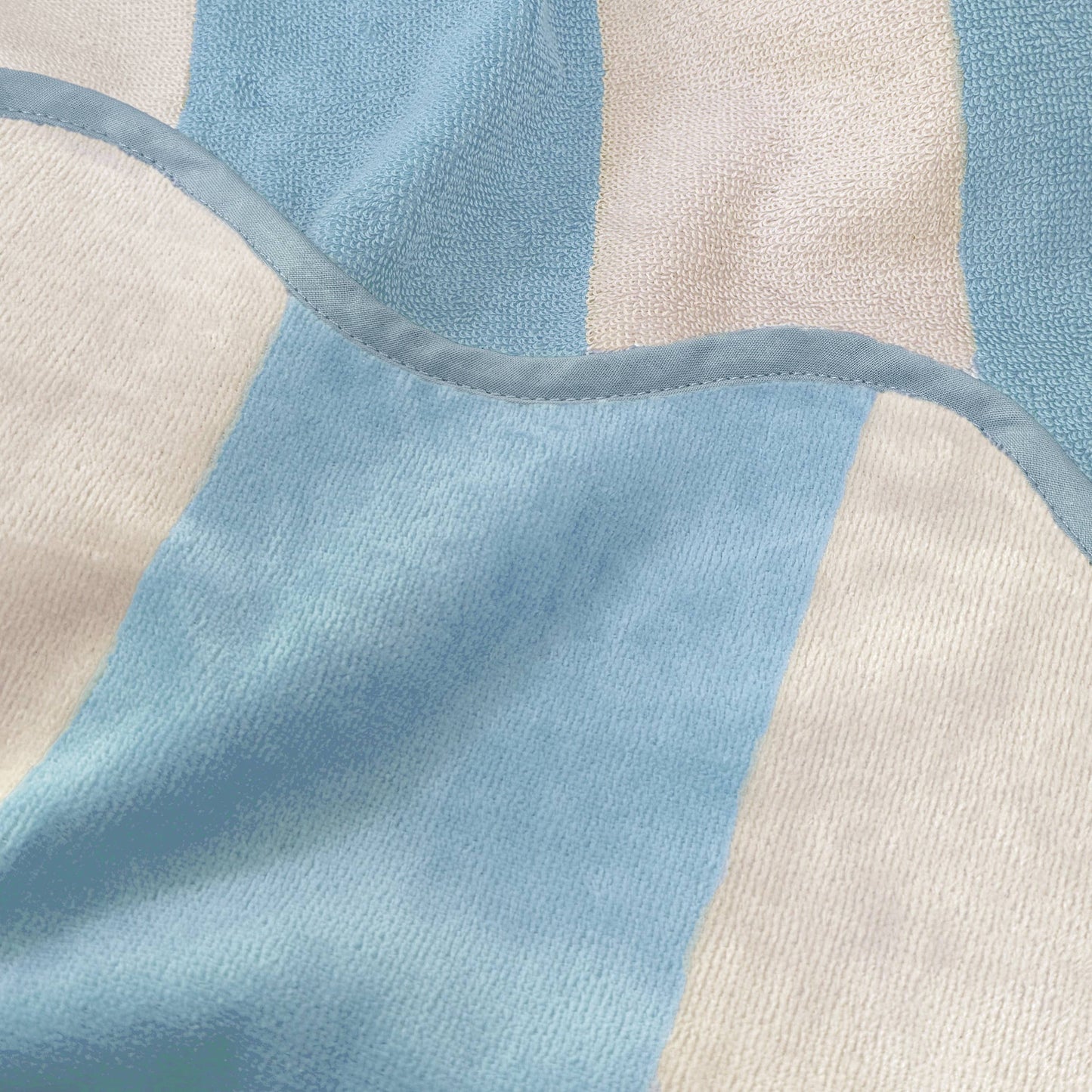 Allure Bath Fashions - Large Scalloped Striped Beach Towel 90 x 170cm - 100% Cotton: Ice Blue