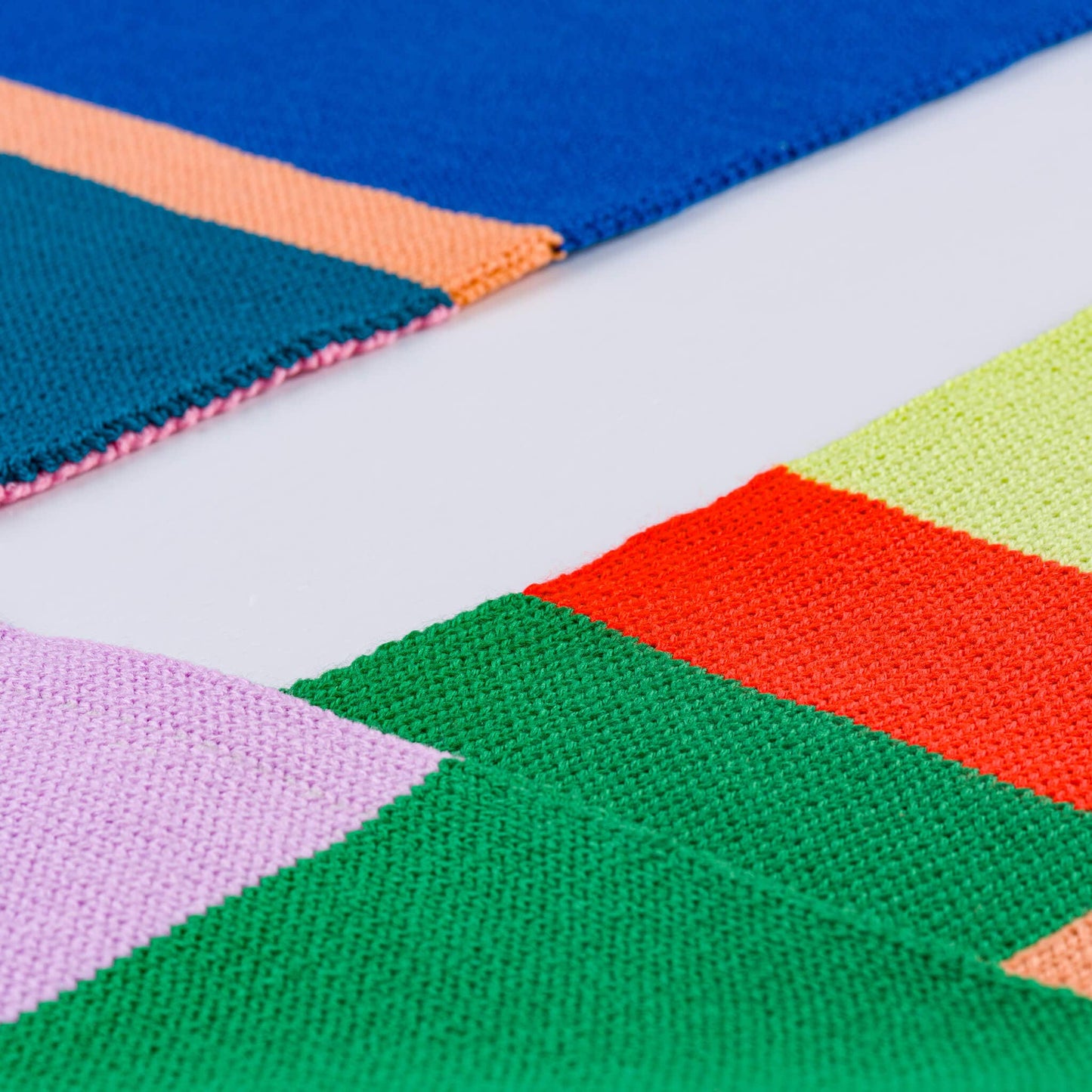 VERLOOP Mismatch Big Scarf: Rainbow