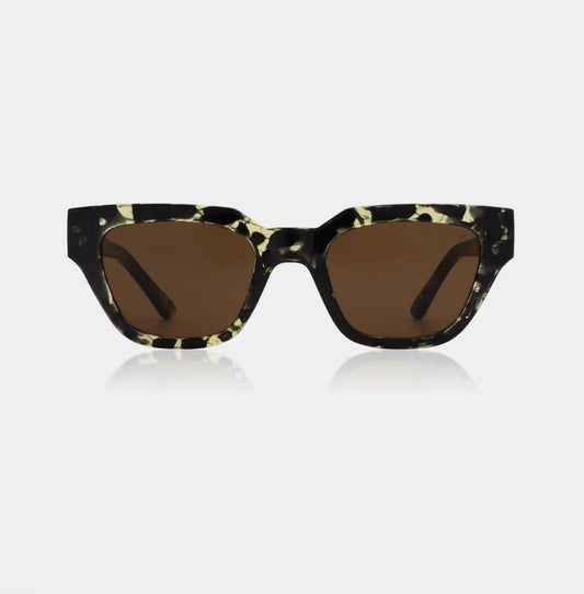 A.KJAERBEDE SUNGLASSES KAWS BLACK/YELLOW TORTOISE