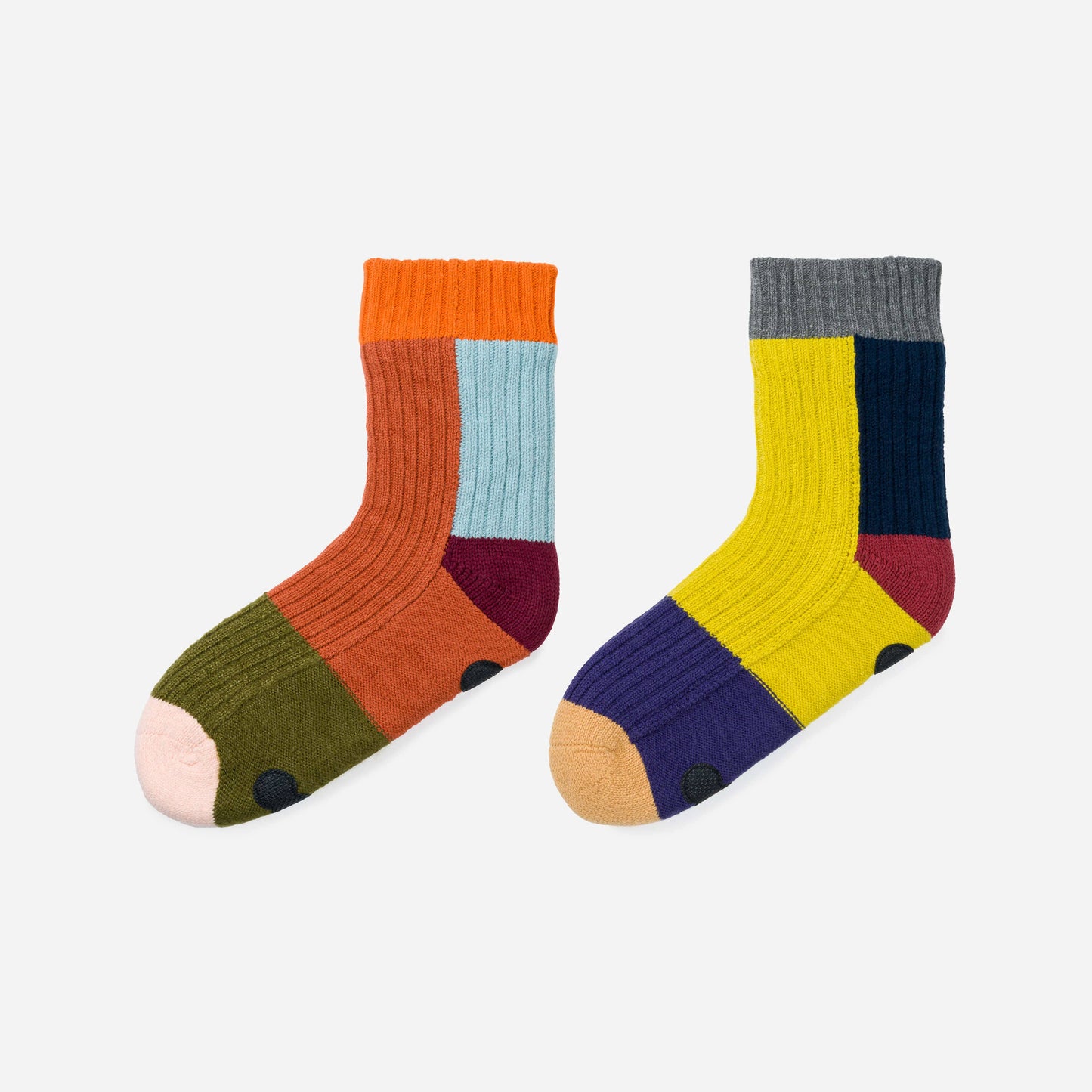 VERLOOP Mismatch House Socks: Desert
