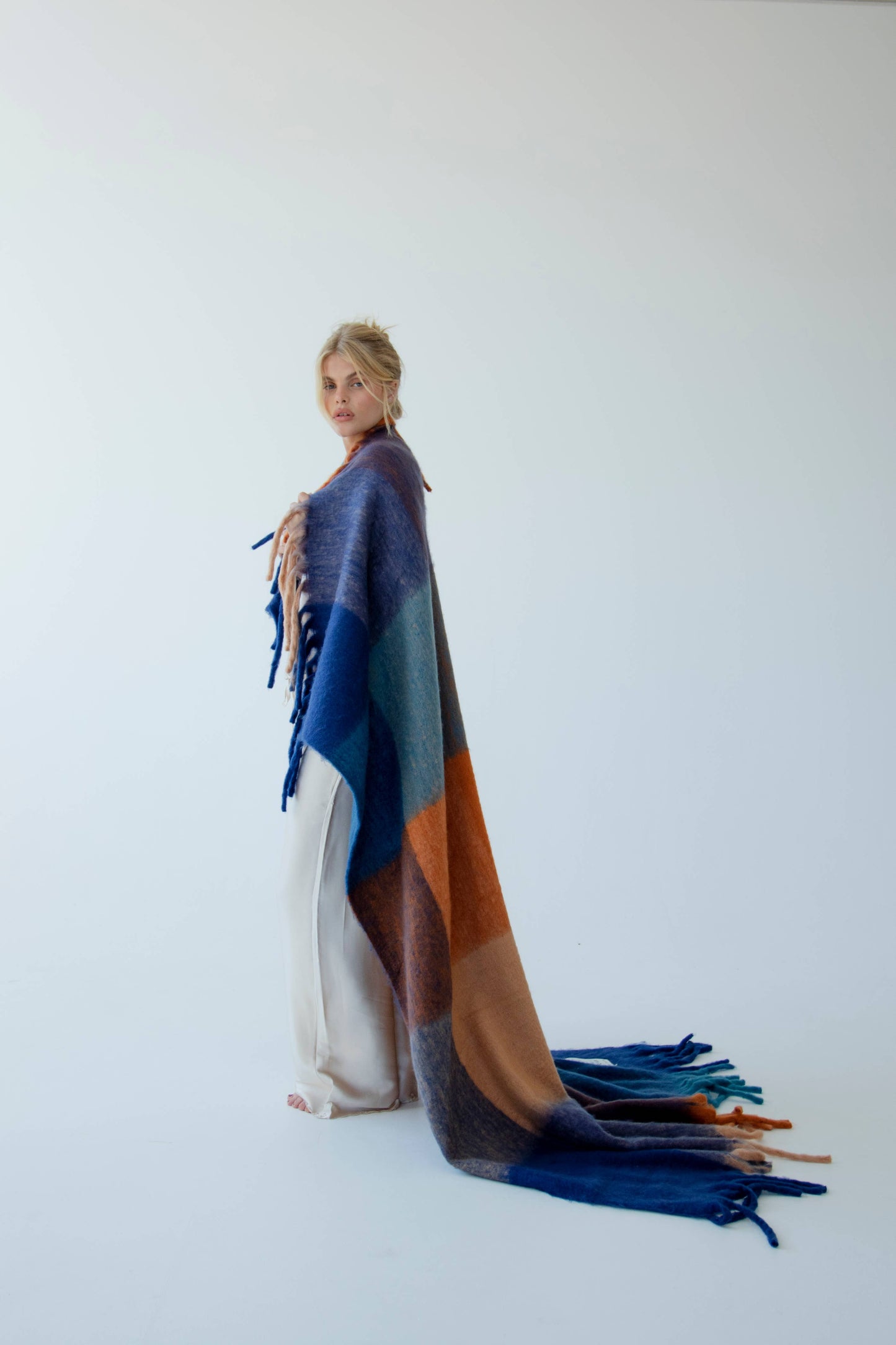 Arctic Fox Reykjavik Throw Tokyo Lights