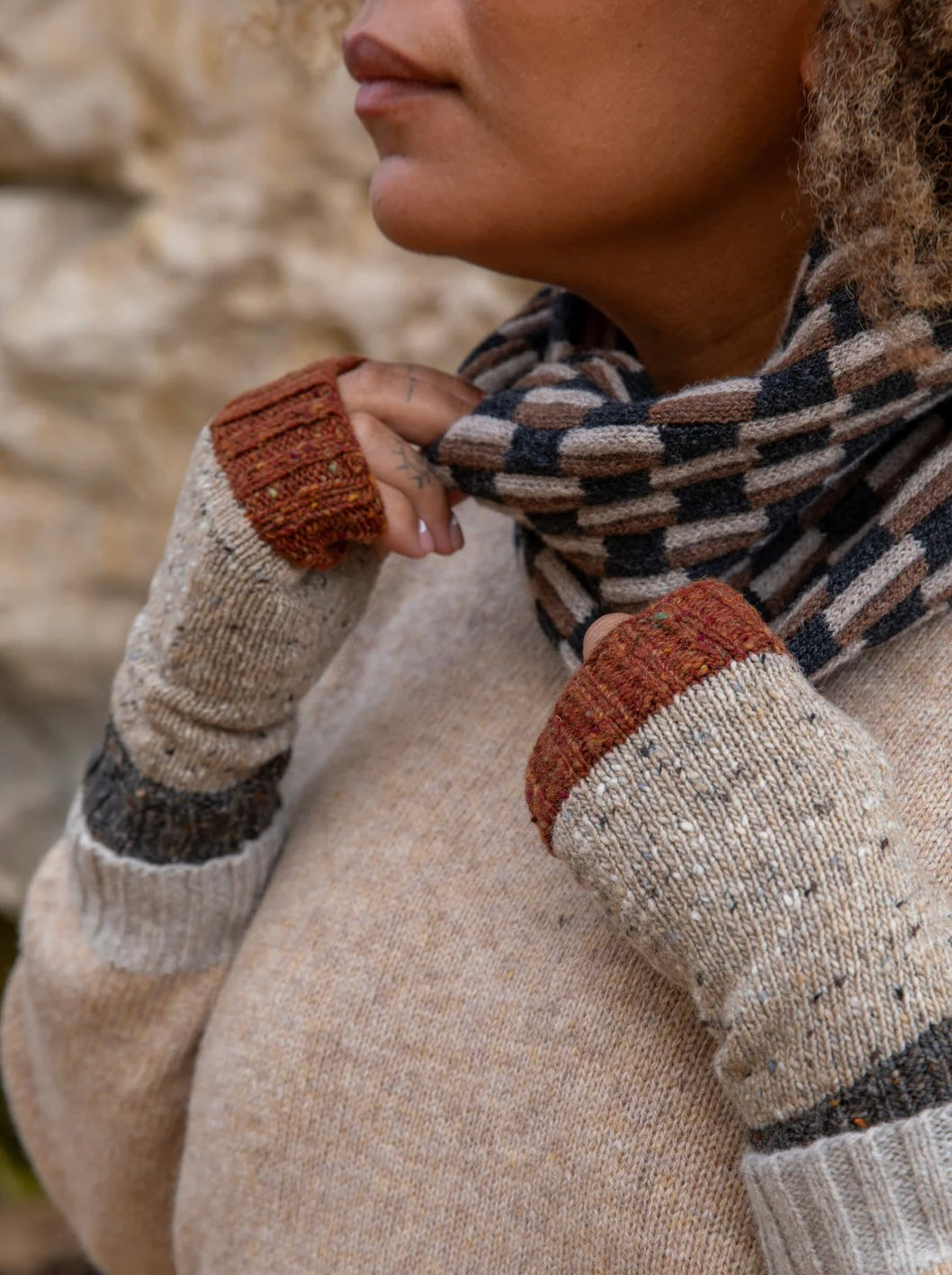 Rove Knitwear Donegal Wool Wrist Warmers | Oat