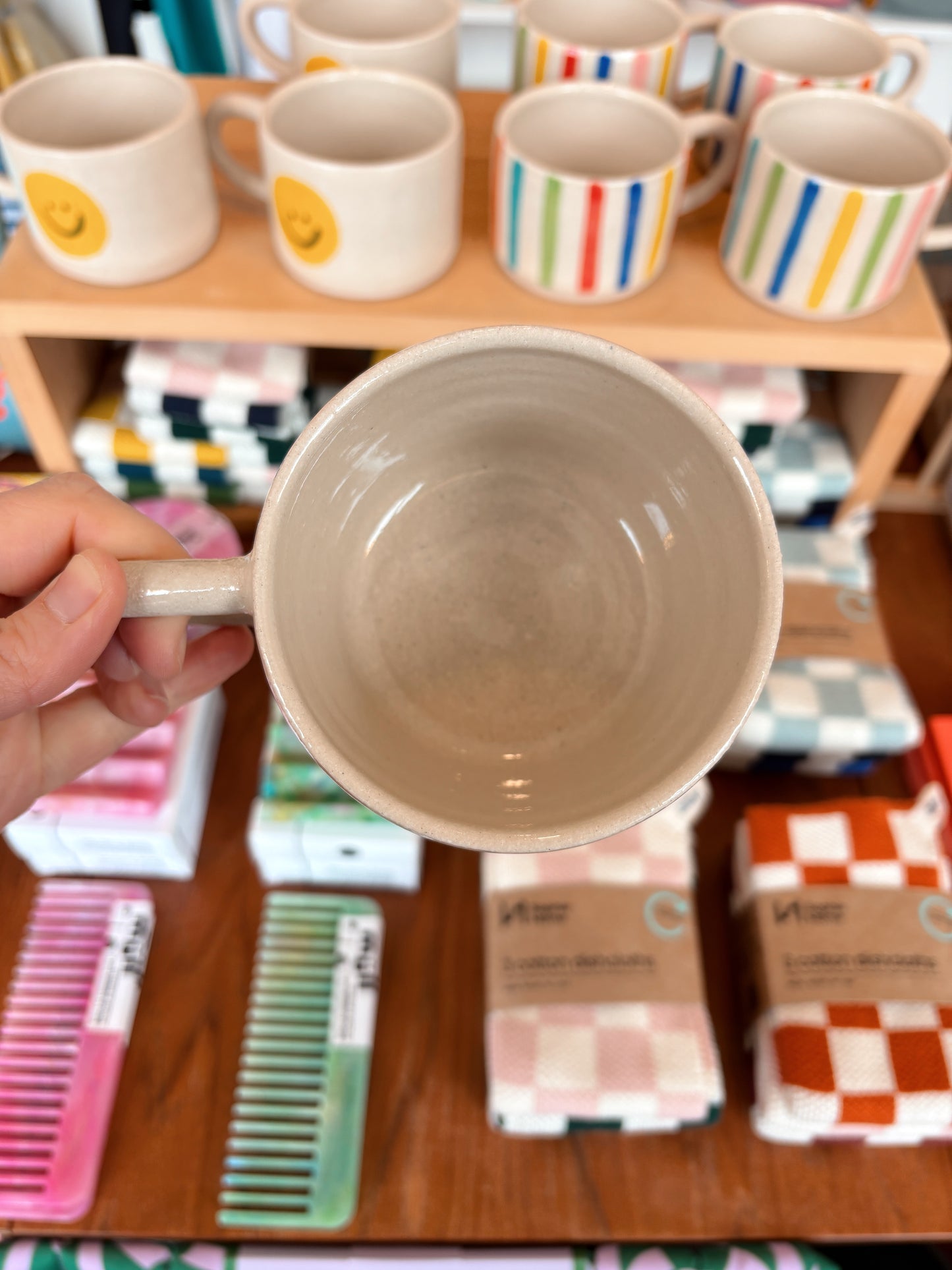 Hand painted stoneware mug - Smiley