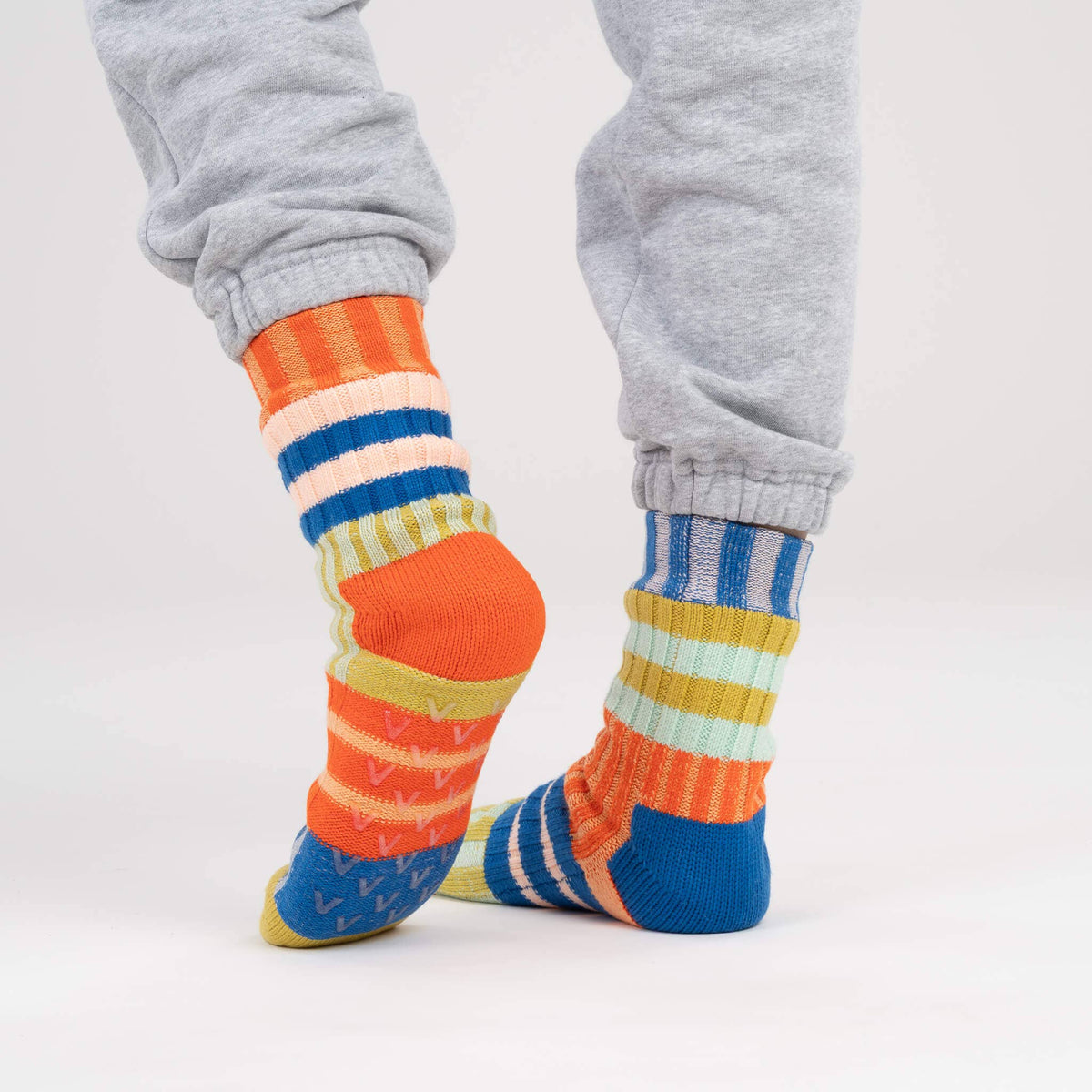 VERLOOP - Patchwork Stripe House Socks: Rainbow