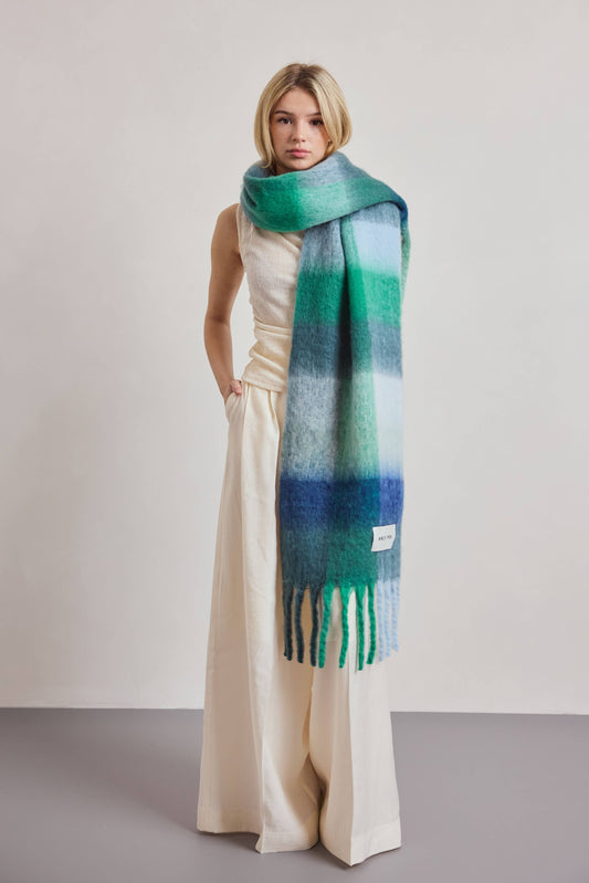 ARCTIC FOX & CO. - The Reykjavik Scarf - 100% Recycled - Emerald Check - AW26
