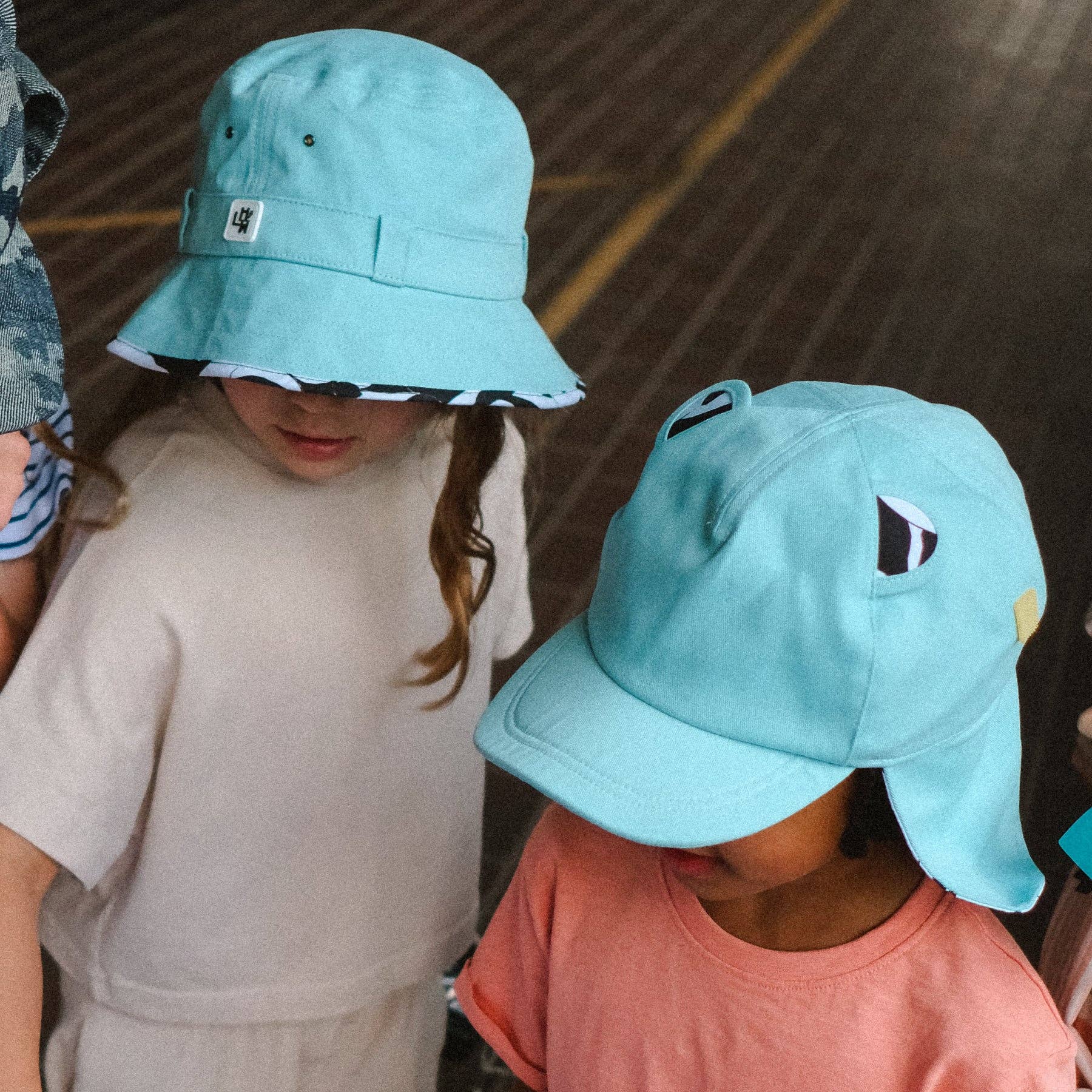 children's sun hat with neck protection