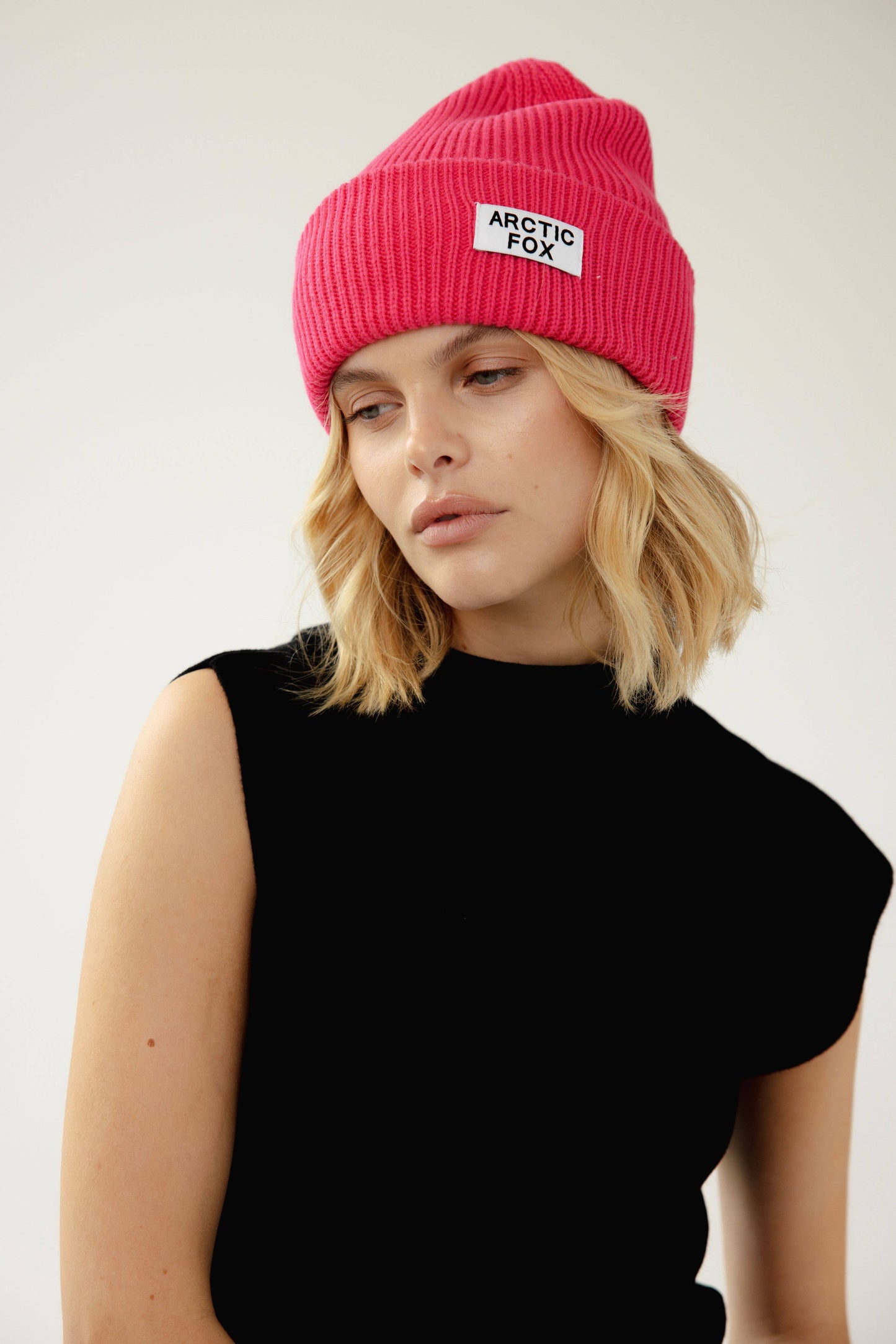 ARCTIC FOX & CO. - Recycled Bottle Beanie - Hi Barbie - AW24