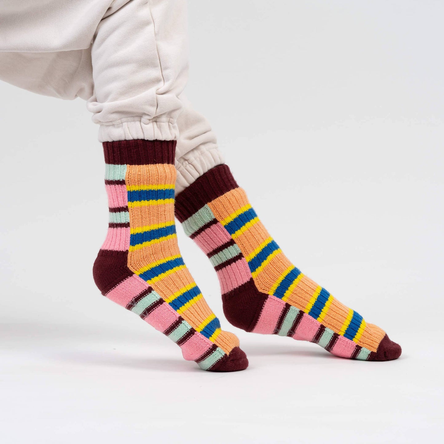 VERLOOP Zipper Stripe House Socks: Peach Cobalt